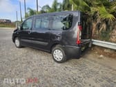Peugeot E-Expert 9 lugares