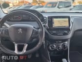 Peugeot 2008 1.2 PureTech Style