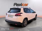 Peugeot 2008 1.2 PureTech Style