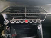 Peugeot 2008 1.2 PureTech Active Pack