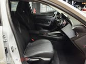 Peugeot E-408 210 GT