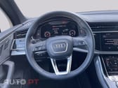 Audi Q7 55 TFSIe quattro S-LINE 