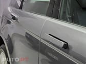 Land Rover Evoque P300e R-Dynamic
