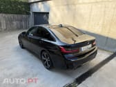 BMW 330 e Pack Desportivo M Pro Auto