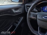 Ford Focus 1.0 EcoBoost Hybrid ST-LINE