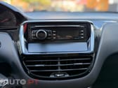 Peugeot 208 1.4 HDi