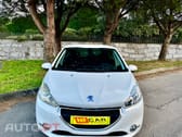 Peugeot 208 ..