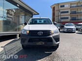 Toyota Hilux 2.4 D-4D 2WD CD
