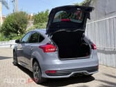 Ford Focus 2.0 EcoBoost ST c/ Pack Pele Desportiva
