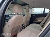 Jaguar XE 2.0 D Prestige Aut.