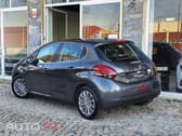 Peugeot 208 1.2 PureTech Allure EAT6