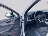 Audi Q7 55 TFSIe quattro S-LINE 