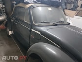 Volkswagen Carocha Cabrio 1303 Karmann