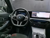 BMW 330 e Pack Desportivo M Pro Auto