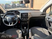 Peugeot 208 1.2 PureTech Signature
