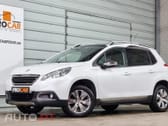 Peugeot 2008 1.2 PureTech Style