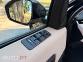 Land Rover Discovery Sport P300e