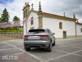 Jaguar E-Pace 1.5 P300e R-Dynamic SE AWD Aut.