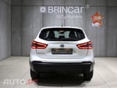 Nissan Qashqai Outro