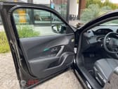 Peugeot E-2008 50 kWh Allure