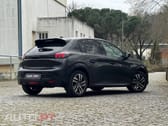 Peugeot 208 1.2 PureTech Allure EAT8