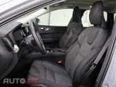 Volvo XC60 2.0 T6 350 AWD PHEV Core Auto