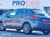 Peugeot 208 1.2 PureTech GT Line