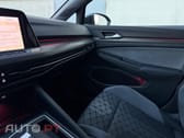 Volkswagen Golf 1.5 eTSI R-Line DSG