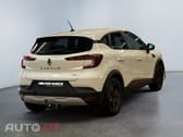 Renault Captur 1.6 E-Tech Business