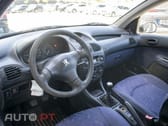 Peugeot 206 1.1