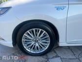 Mitsubishi Outlander 2.4 Instyle