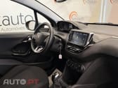 Peugeot 208 1.2 PureTech Signature