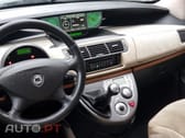 Lancia Phedra 2.2 JTD