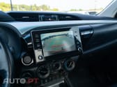 Toyota Hilux 2.4 D-4D 4WD CD Tracker S CA