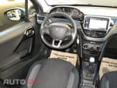 Peugeot 2008 1.2 PureTech Signature