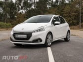 Peugeot 208 1.2 PureTech Signature