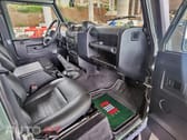 Land Rover Defender Blaser Edition "One of 60"