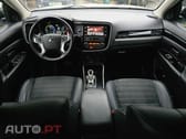 Mitsubishi Outlander 2.4L PHEV TWIN MOTOR 4WD INVITE