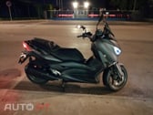 Yamaha X-Max 300