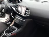 Peugeot 308 1.5 BlueHDi Business Line