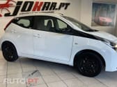 Toyota Aygo X Black&White