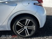 Peugeot 208 1.2 PureTech GT Line