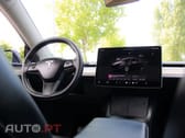 Tesla Model Y Outro