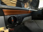 Mercedes-Benz W124 300 D