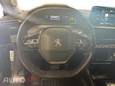 Peugeot E-2008 50 kWh Allure Pack