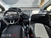 Peugeot 208 1.2 PureTech Style