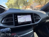 Peugeot 308 1.2 PureTech Allure Full LED EAT8