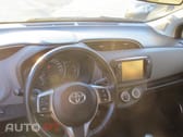 Toyota Yaris 1.4 D-4D Comfort+P.Style 90 cv cx/de 6 velocidades 12/2016