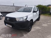 Toyota Hilux 2.4 D-4D 2WD CD