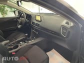 Mazda 3 1.5 Sky-D Evolve HS Navi